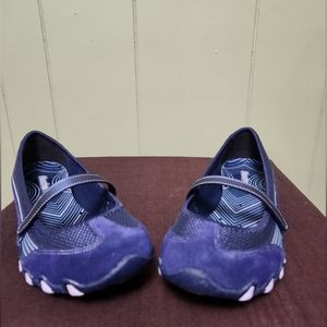 Women Skechers Slideon